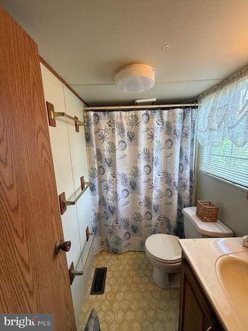 28 SALT SPRAY DR, Berlin, MD 21811