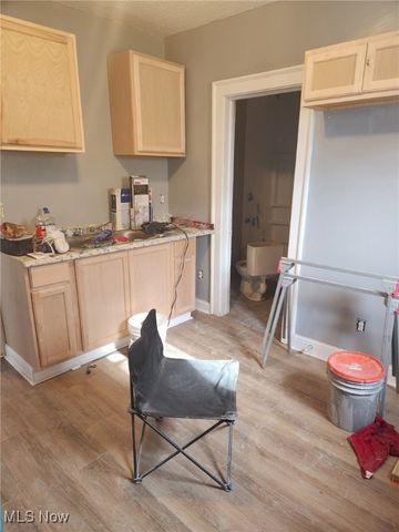 10006 Lamontier Avenue, Cleveland, OH 44104