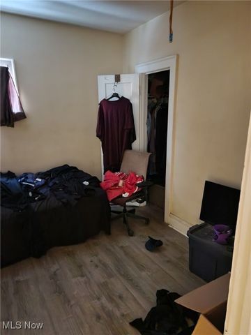 10006 Lamontier Avenue, Cleveland, OH 44104