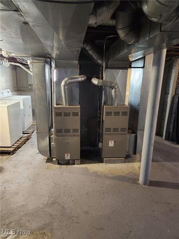 10006 Lamontier Avenue, Cleveland, OH 44104