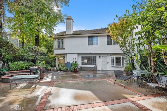 76 W Yale Loop, Irvine, CA 92604