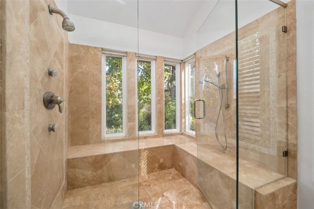 76 W Yale Loop, Irvine, CA 92604