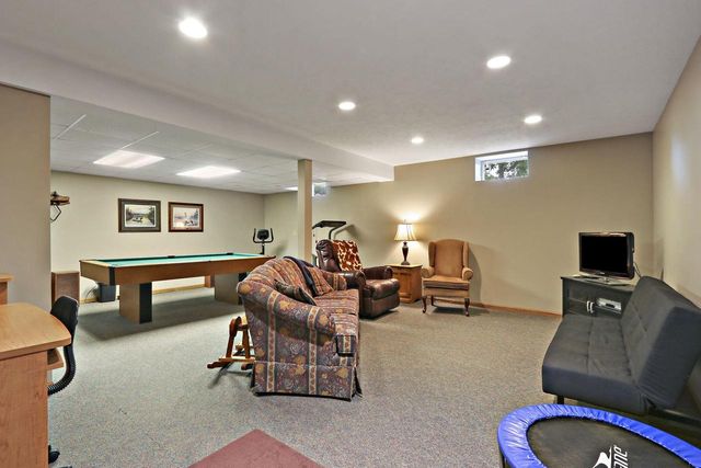32665 Academy ROAD, Burlington, WI 53105