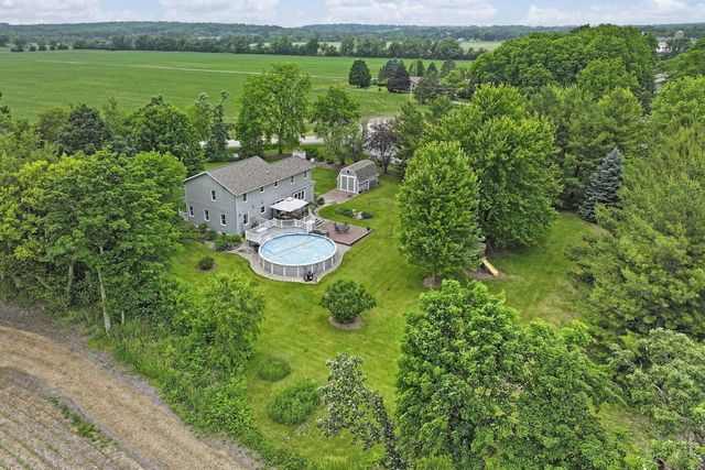 32665 Academy ROAD, Burlington, WI 53105