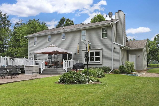 32665 Academy ROAD, Burlington, WI 53105