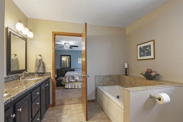 32665 Academy ROAD, Burlington, WI 53105