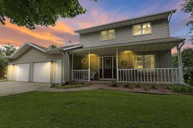 32665 Academy ROAD, Burlington, WI 53105
