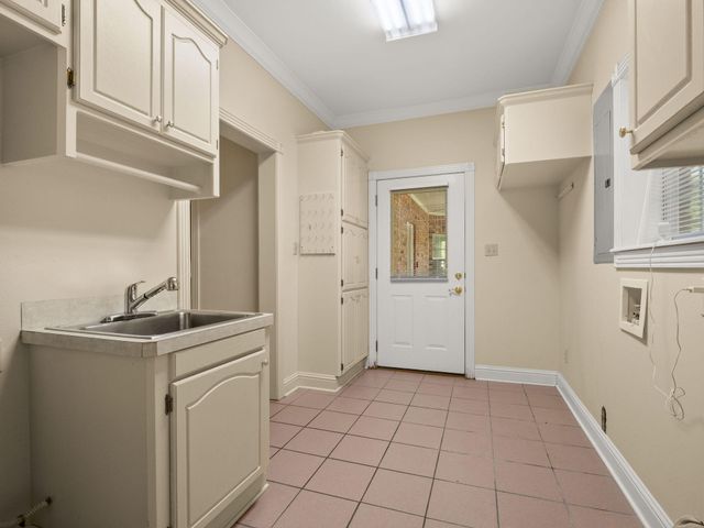 427 Lyles Landing Rd., Leesville, LA 71446