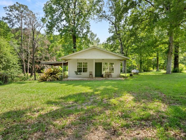 427 Lyles Landing Rd., Leesville, LA 71446