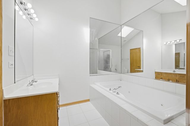 19518 Ridgemont Drive, Tinley Park, IL 60487