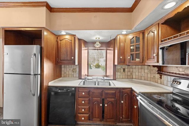 458 RENFREW AVE, Ambler, PA 19002