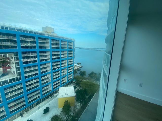 2101 Brickell Ave 1401, Miami, FL 33129