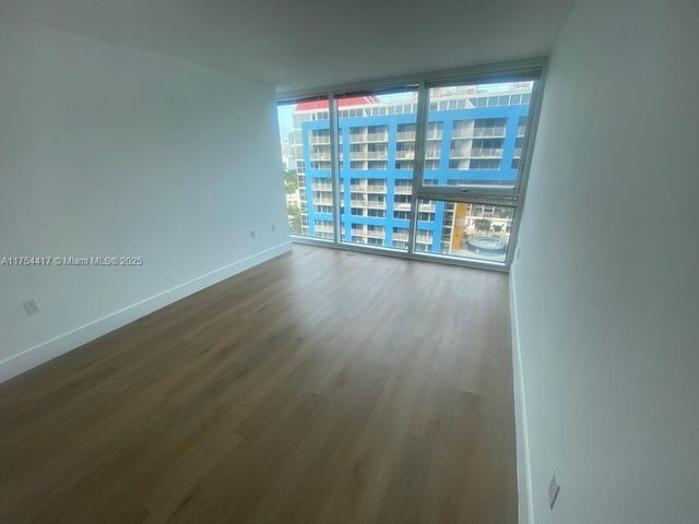 2101 Brickell Ave 1401, Miami, FL 33129