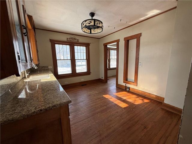 507 W Main Street, Richmond, MO 64085