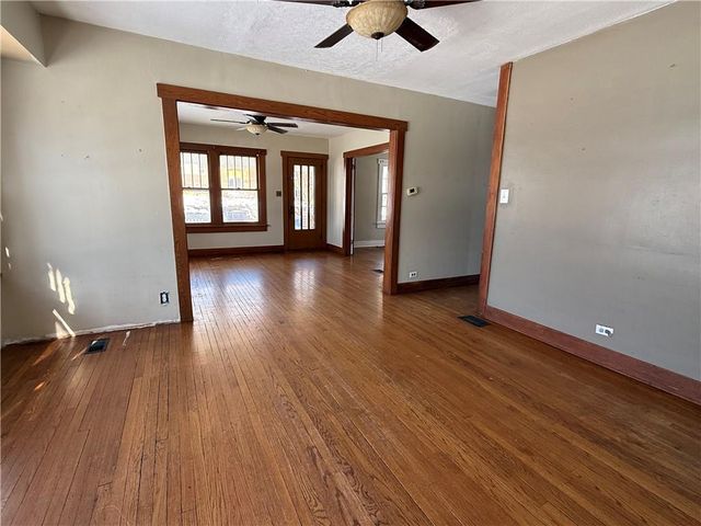 507 W Main Street, Richmond, MO 64085