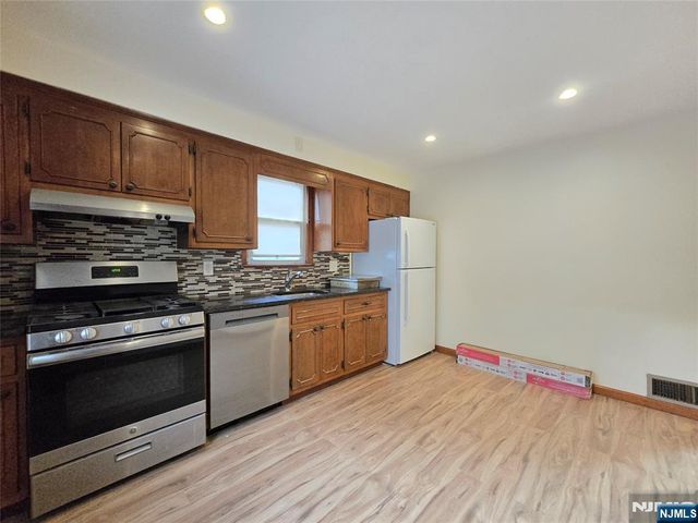 701 4th Street, Secaucus, NJ 07094