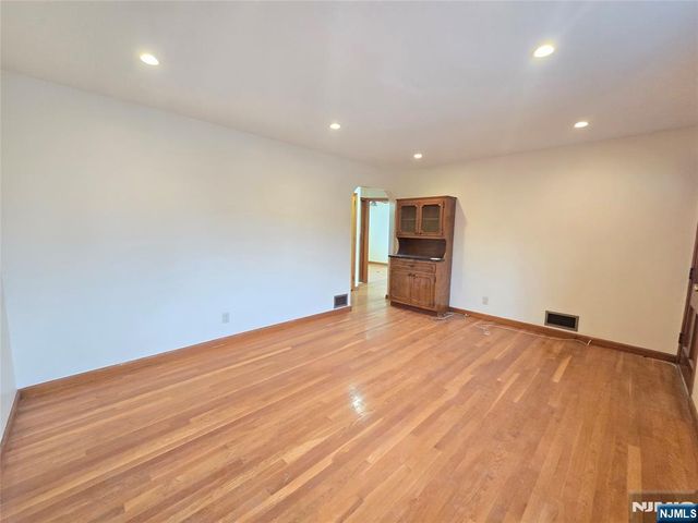 701 4th Street, Secaucus, NJ 07094