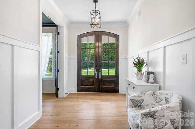 137 Streamside Estates Drive, Mooresville, NC 28117