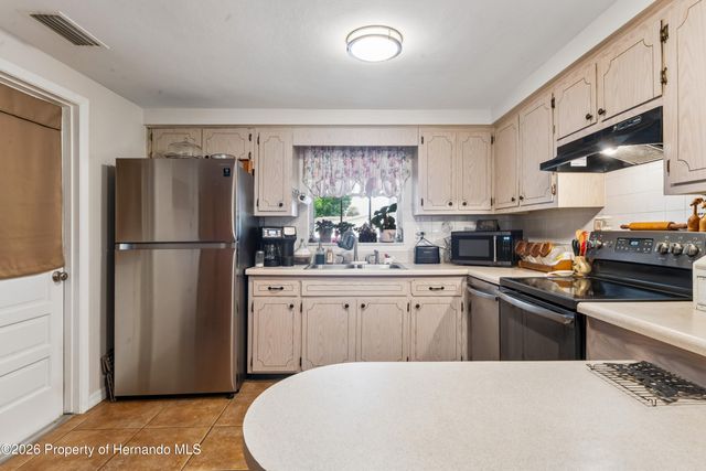 7106 Palisade Drive, Port Richey, FL 34668