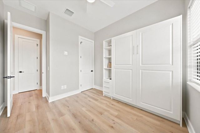 3011 W NORTH B STREET, Tampa, FL 33609