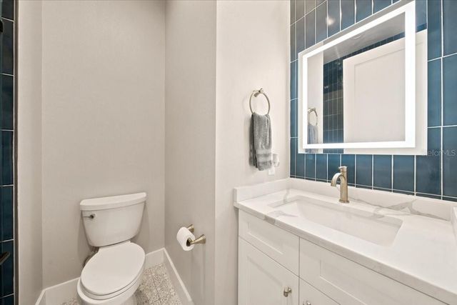 3011 W NORTH B STREET, Tampa, FL 33609