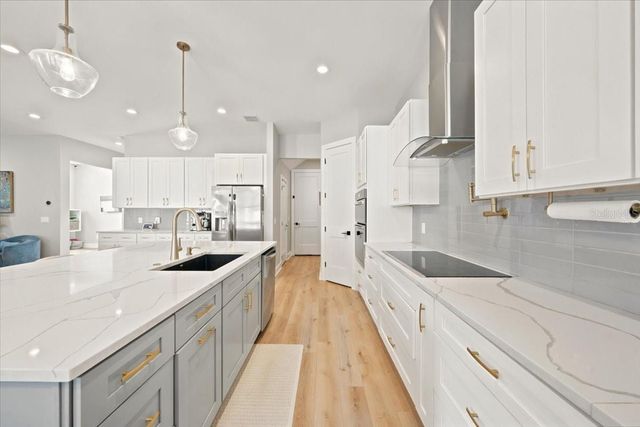 3011 W NORTH B STREET, Tampa, FL 33609