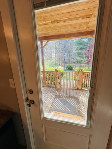 233 Taylor Lake Rd, Morrison, TN 37357