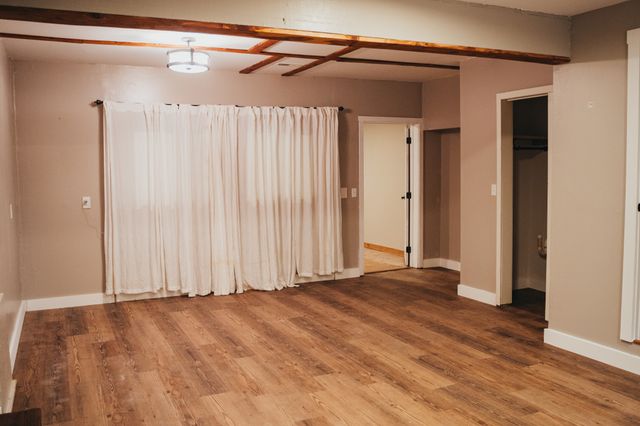 233 Taylor Lake Rd, Morrison, TN 37357