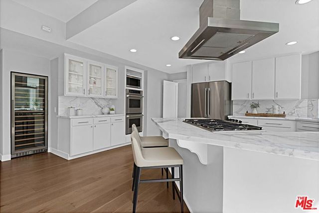 1274 Calle De Sevilla, Pacific Palisades, CA 90272