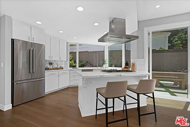 1274 Calle De Sevilla, Pacific Palisades, CA 90272