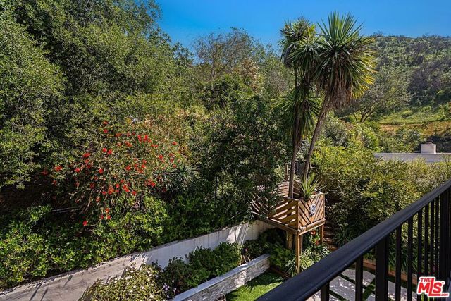 1274 Calle De Sevilla, Pacific Palisades, CA 90272