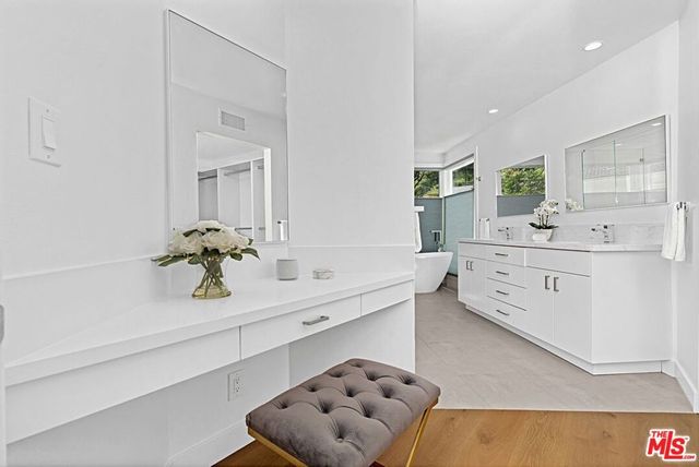 1274 Calle De Sevilla, Pacific Palisades, CA 90272