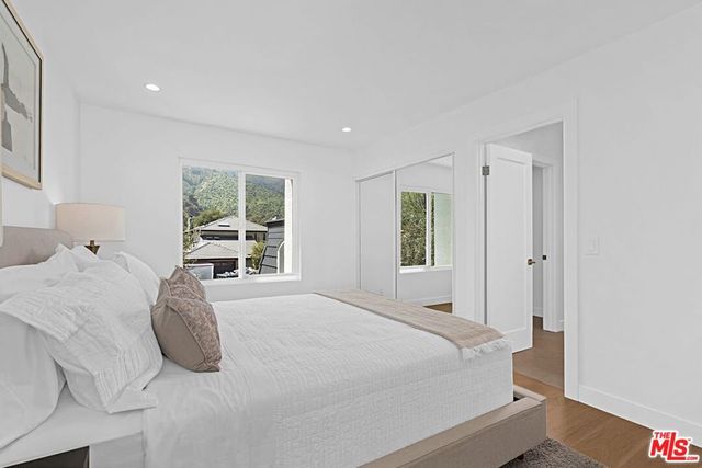 1274 Calle De Sevilla, Pacific Palisades, CA 90272