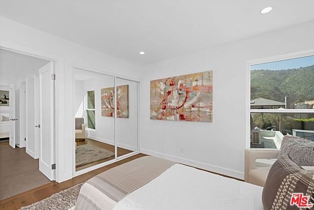 1274 Calle De Sevilla, Pacific Palisades, CA 90272