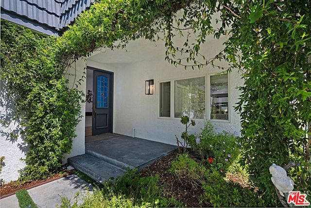 1274 Calle De Sevilla, Pacific Palisades, CA 90272