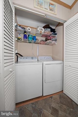 110 W TULIP CT, Newark, DE 19713