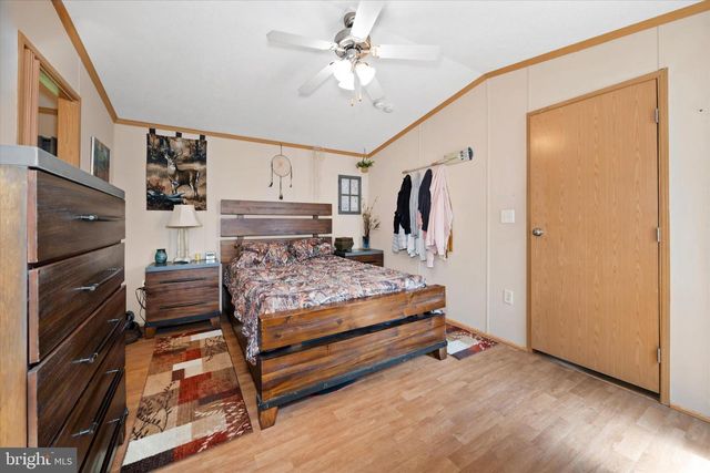 110 W TULIP CT, Newark, DE 19713