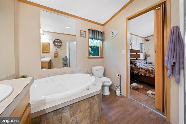 110 W TULIP CT, Newark, DE 19713