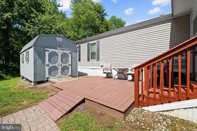 110 W TULIP CT, Newark, DE 19713