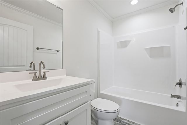 540 E South 5th Street, Seneca, SC 29678