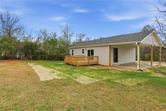 540 E South 5th Street, Seneca, SC 29678