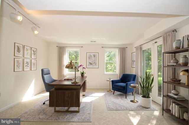 26 HOLLY LEAF CT, Bethesda, MD 20817