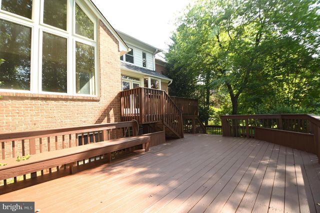 26 HOLLY LEAF CT, Bethesda, MD 20817