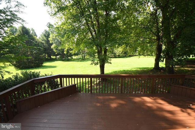 26 HOLLY LEAF CT, Bethesda, MD 20817
