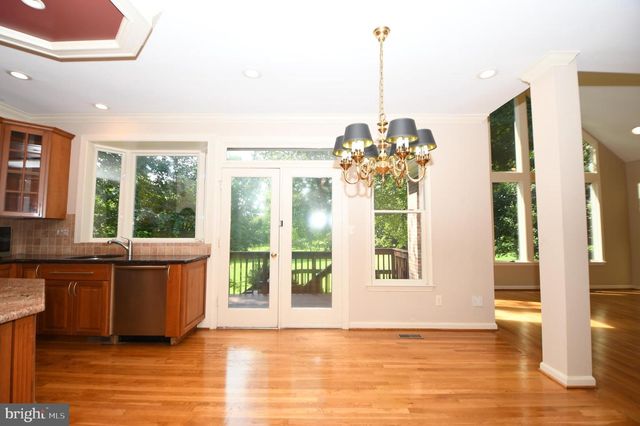 26 HOLLY LEAF CT, Bethesda, MD 20817