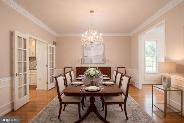26 HOLLY LEAF CT, Bethesda, MD 20817