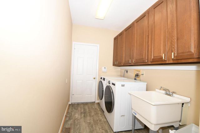 26 HOLLY LEAF CT, Bethesda, MD 20817