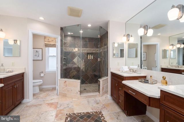 26 HOLLY LEAF CT, Bethesda, MD 20817