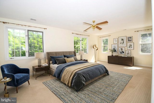 26 HOLLY LEAF CT, Bethesda, MD 20817