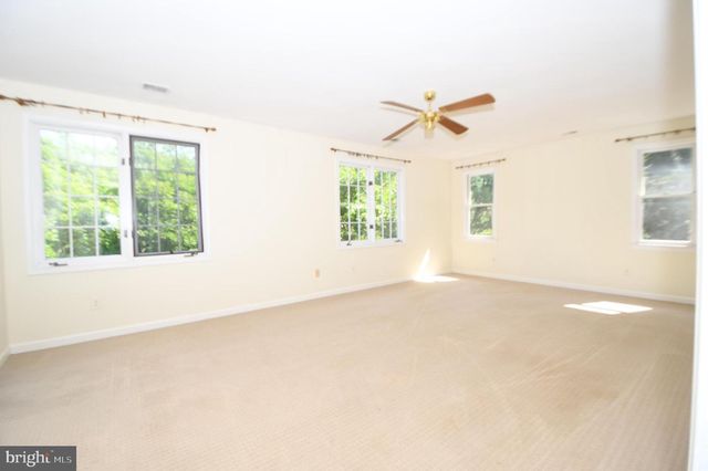 26 HOLLY LEAF CT, Bethesda, MD 20817